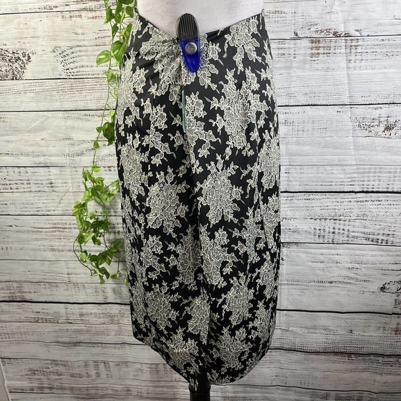 Lucie Lucie Skirt size Large Black Ivory Floral Jersey Slinky Lace Pencil Slim - Picture 10 of 11